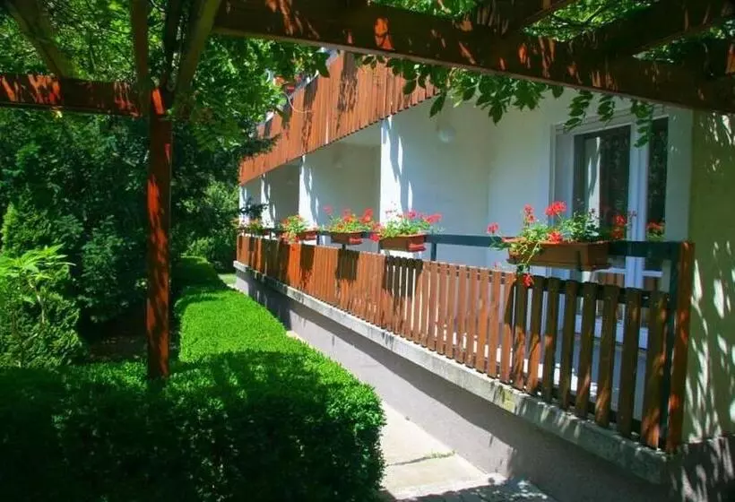 Pergola Panzió