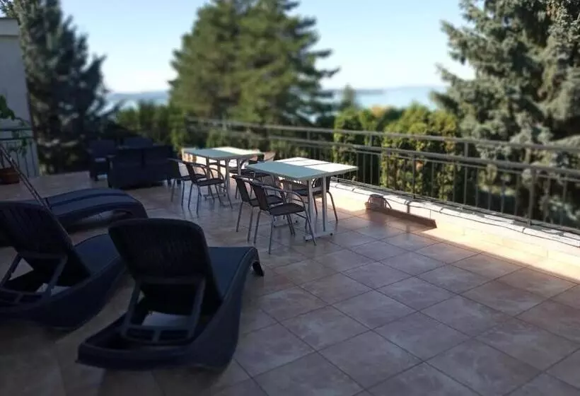 Pergola Panzió