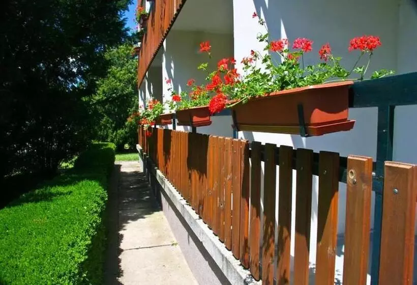 Pergola Panzió