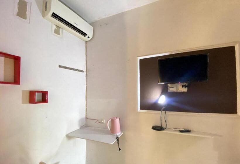 Reddoorz Near Bukit Ragas Hotel D Ayanna Pati