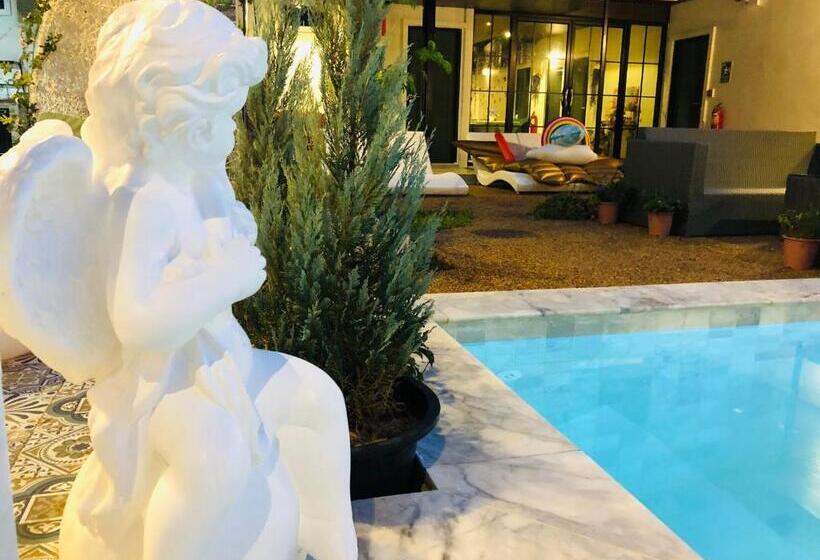 אתר נופש สังขละวิลเลจรีสอร์ท