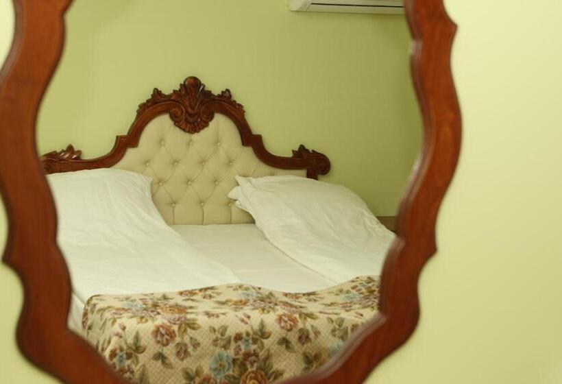 אתר נופש комплекс куклите