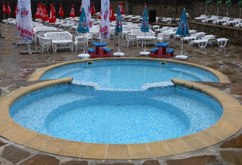 אתר נופש комплекс куклите