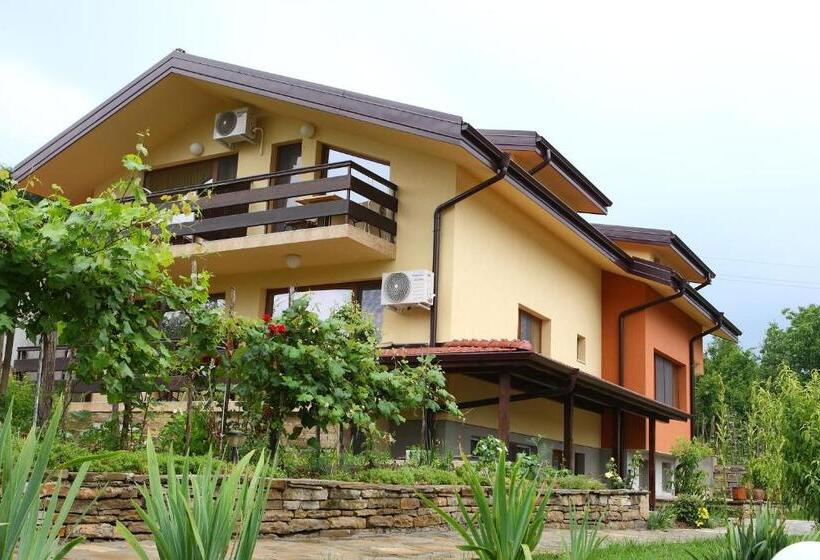 אתר נופש комплекс куклите