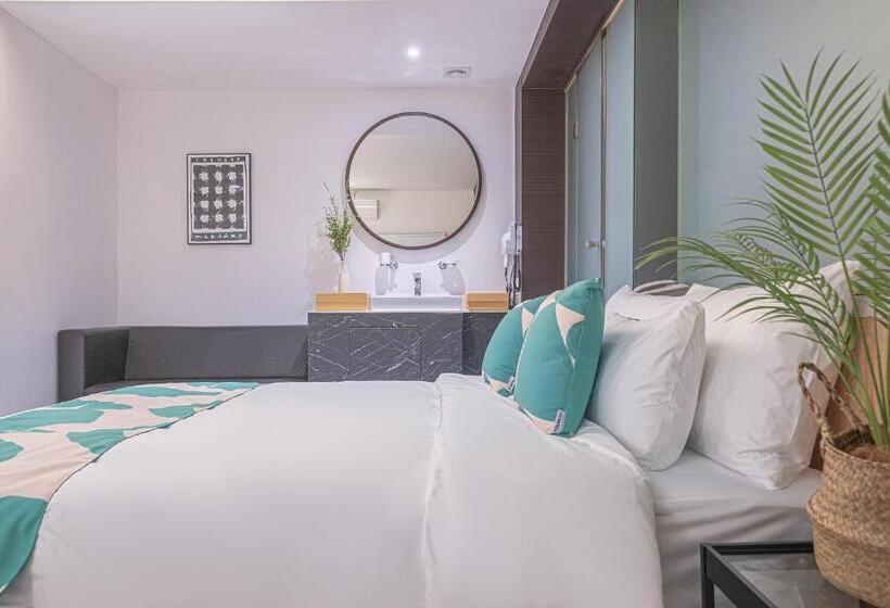 By Ths Shine Hotel Incheon