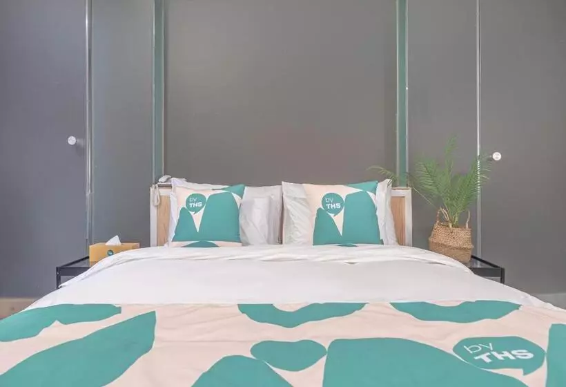 By Ths Shine Hotel Incheon