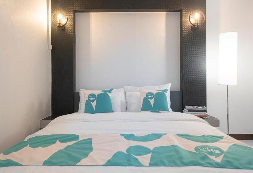 By Ths Shine Hotel Incheon