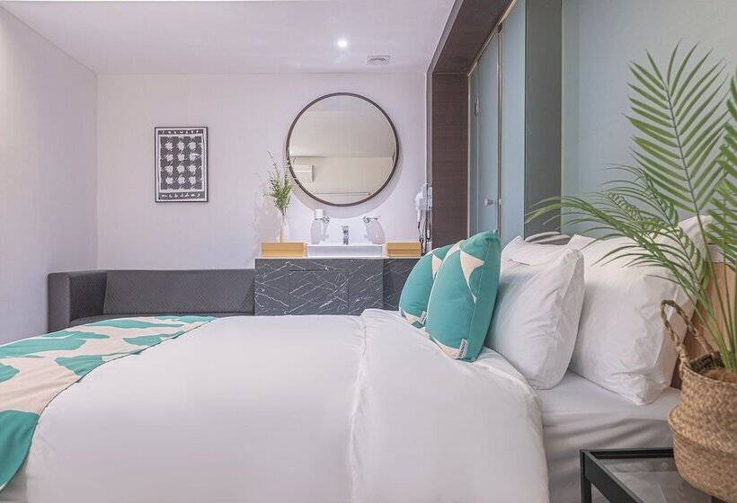 By Ths Shine Hotel Incheon