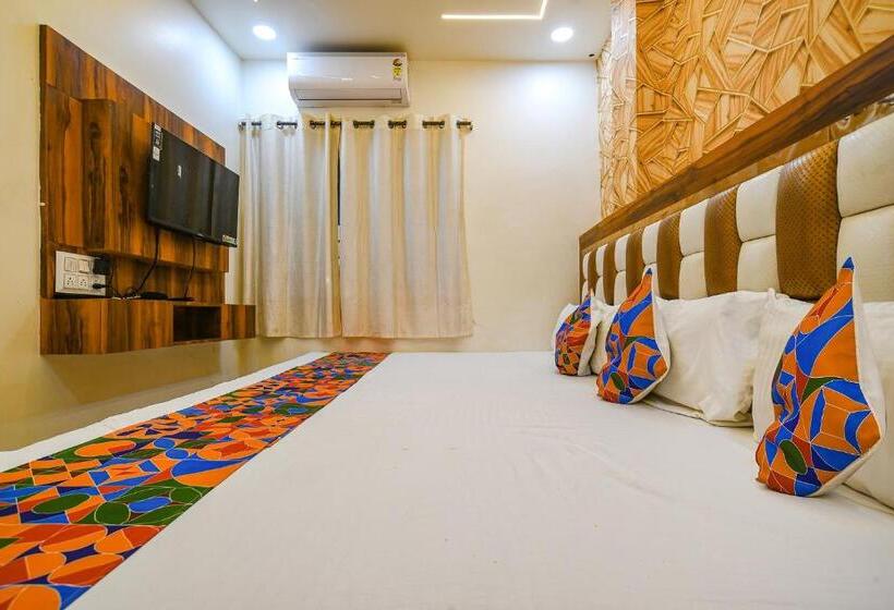 Hotel Fabexpress Jugnu Palace