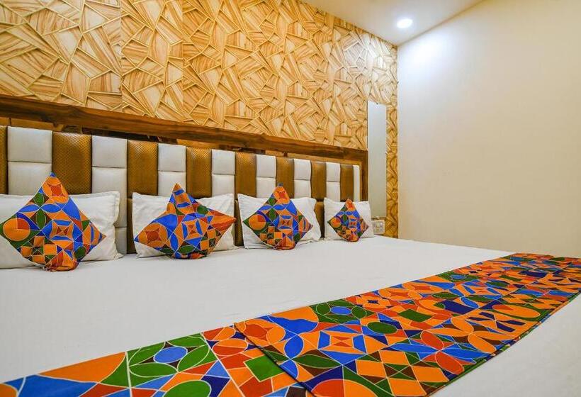 Hotel Fabexpress Jugnu Palace