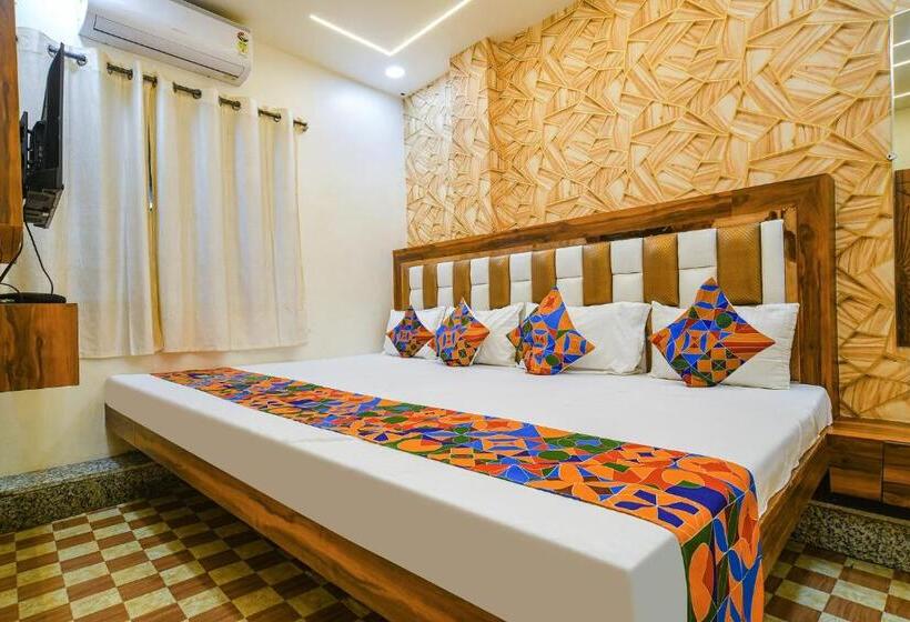 Hotel Fabexpress Jugnu Palace