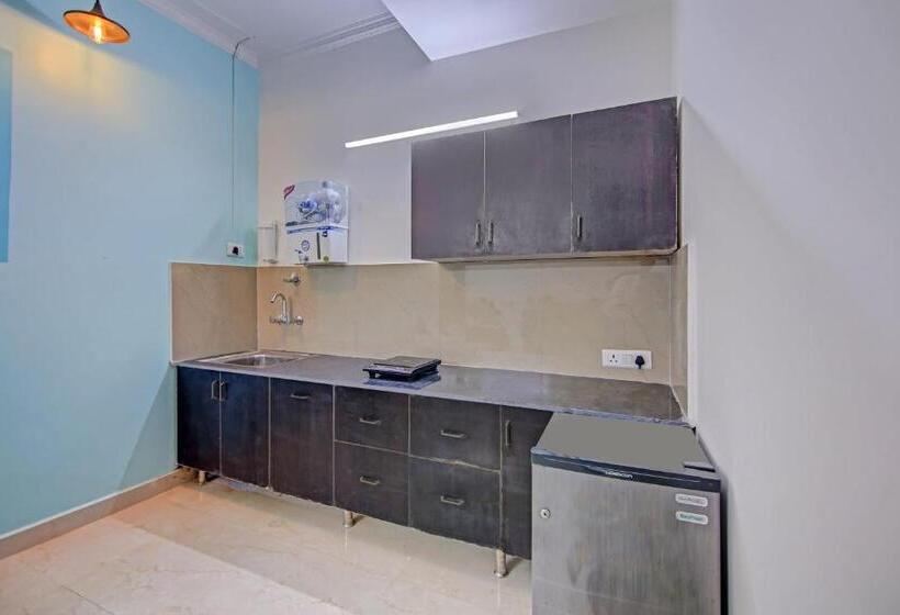 Hotel O Kd Plaza Saket Residency Near Saket Metro Station