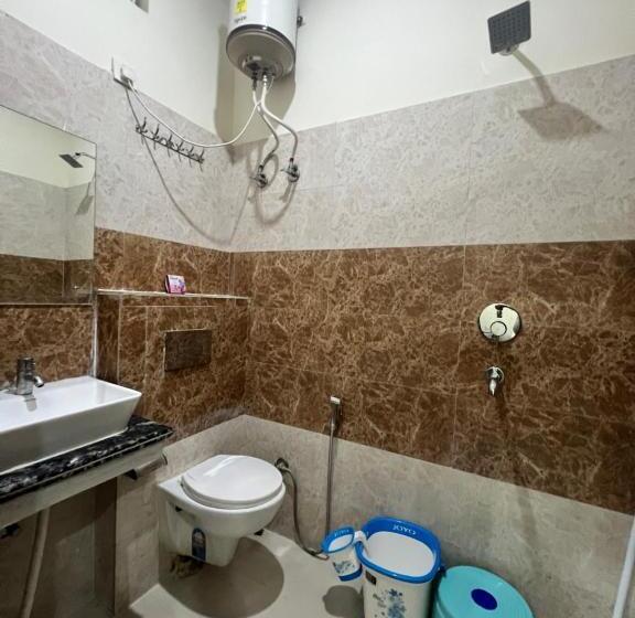 호텔 Rishi Bhoomi Tapovan