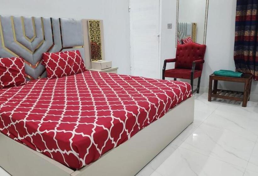 پانسیون Karachi Gulshan Guest House