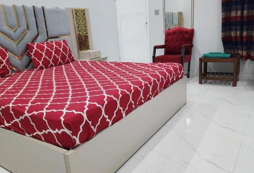 پانسیون Karachi Gulshan Guest House