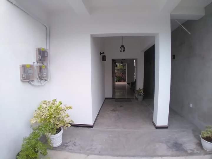 Пансион Sithma Villa Ahangama