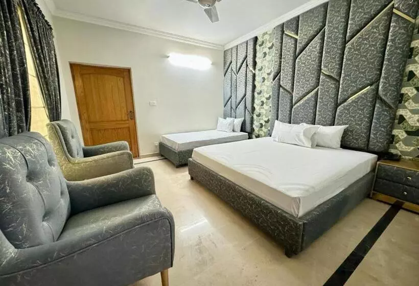 پانسیون Sky Lodge Exective
