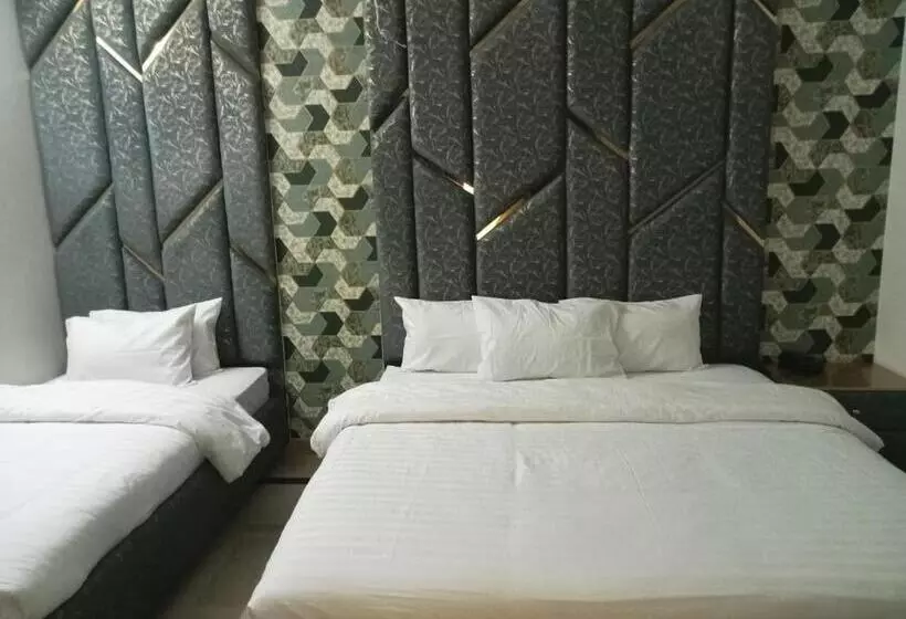پانسیون Sky Lodge Exective