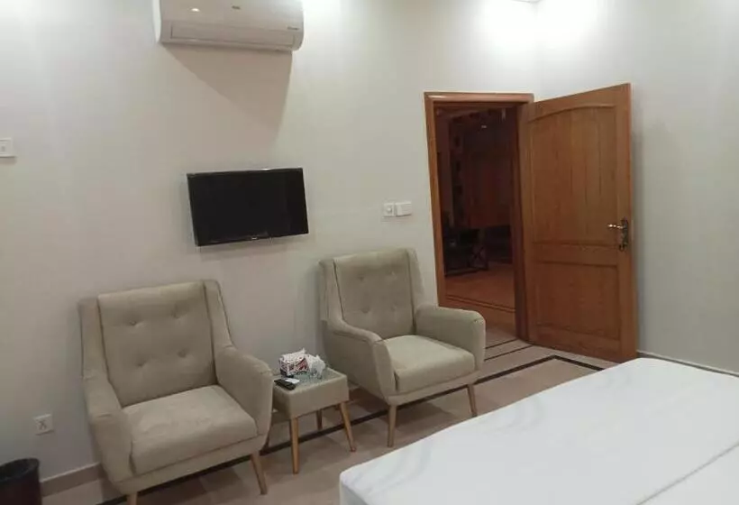 پانسیون Sky Lodge Exective