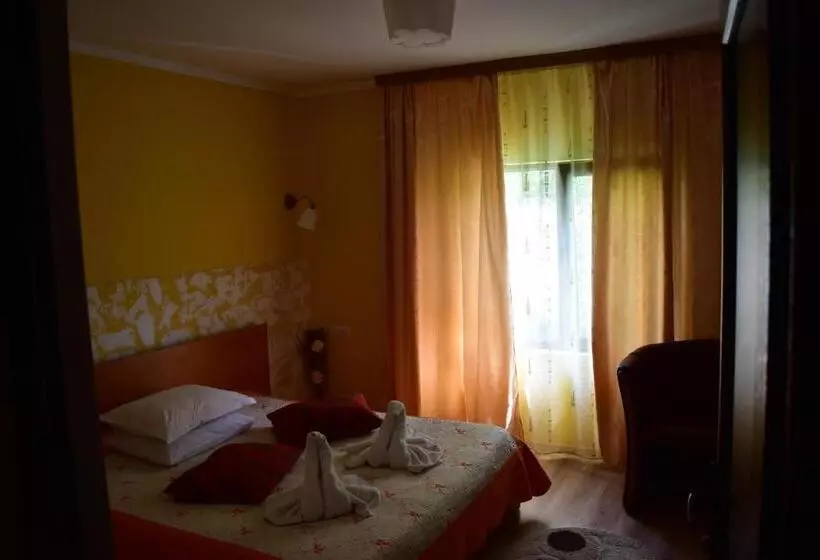 پانسیون Vila Tudor Mamaia Nord