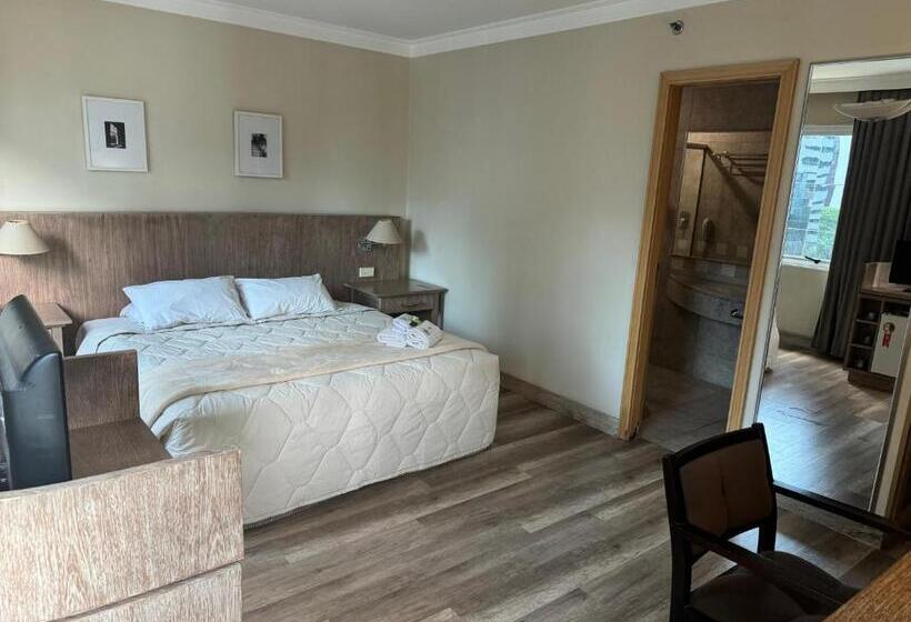 Studio Premium Tryp Berrini