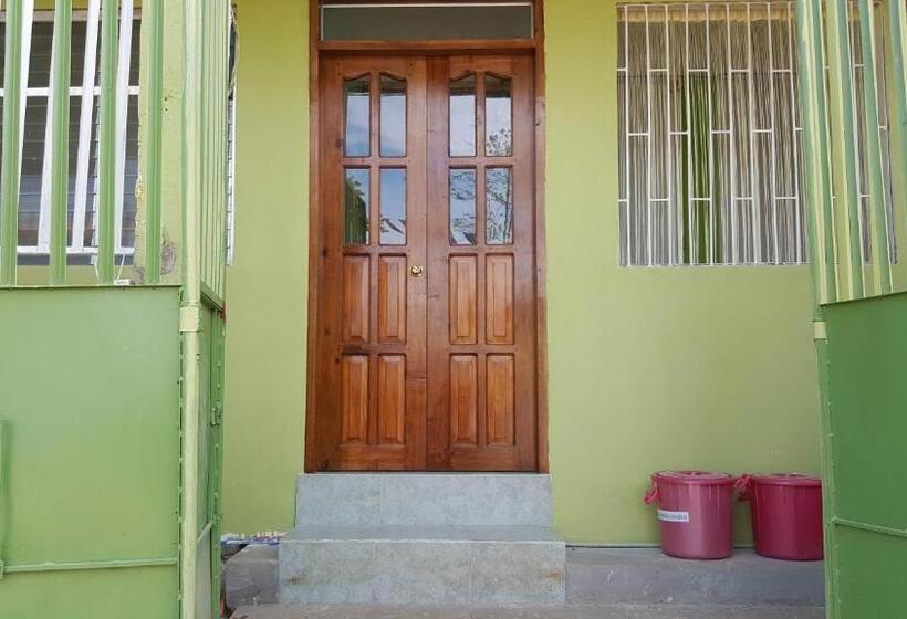 مبيت وإفطار Casaoro Homestay