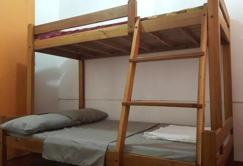 ベッドアンドブレックファースト Casaoro Homestay