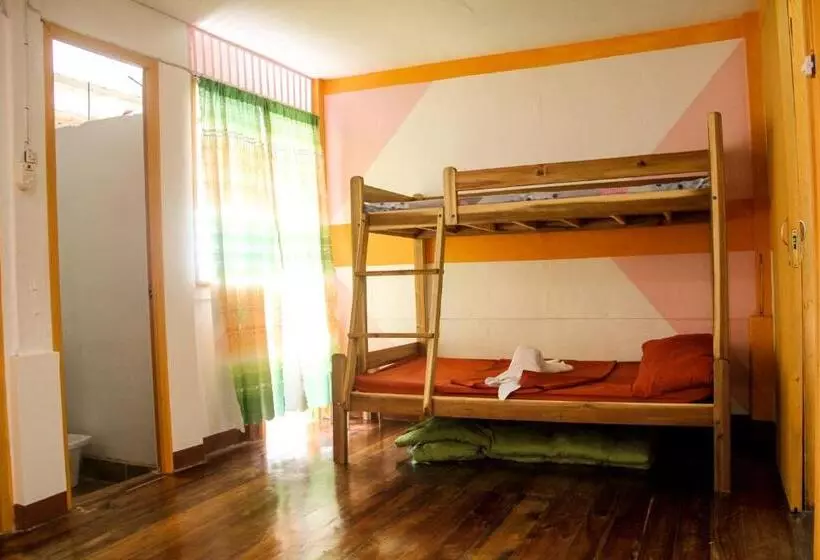 ベッドアンドブレックファースト Casaoro Homestay