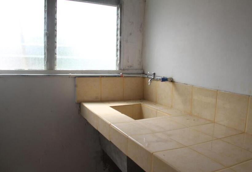 مبيت وإفطار Casaoro Homestay