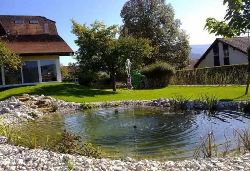 Aamiaismajoitus (B&B) Hôtel Gîte Rural à 3 Km De Delémont