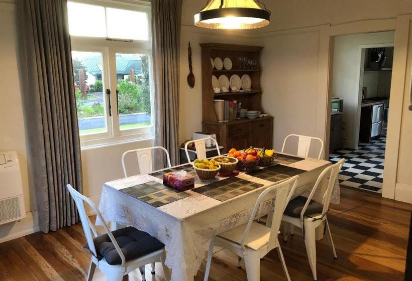 مبيت وإفطار Penmarric House   Self Check In