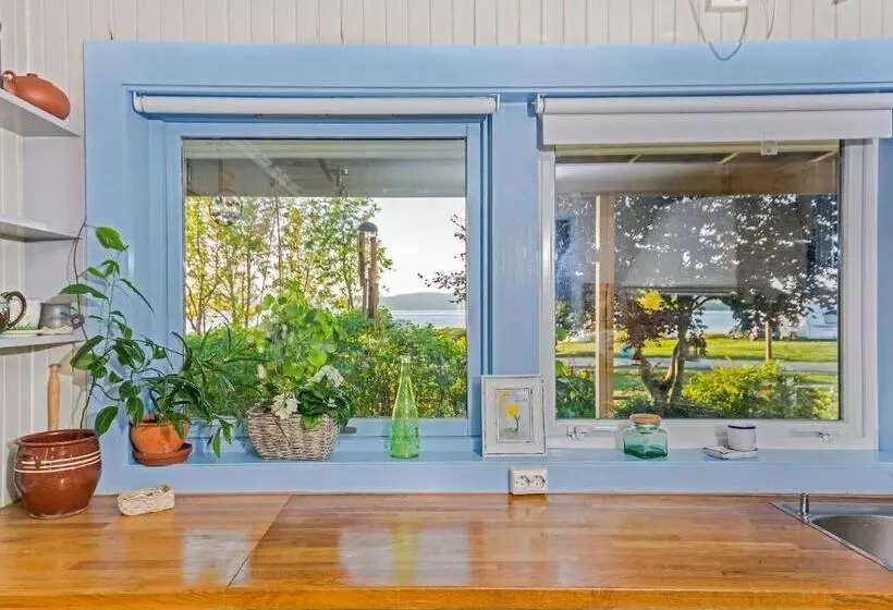 ベッドアンドブレックファースト Strandheimen Guesthouse