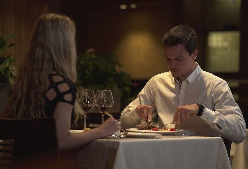 هتل Atlantida Boutique