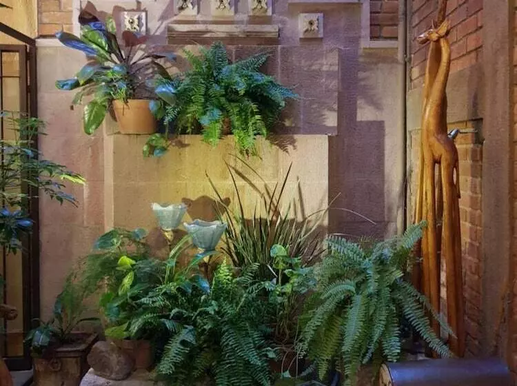 ホテル Casa Embrujo Morelia   Boutique