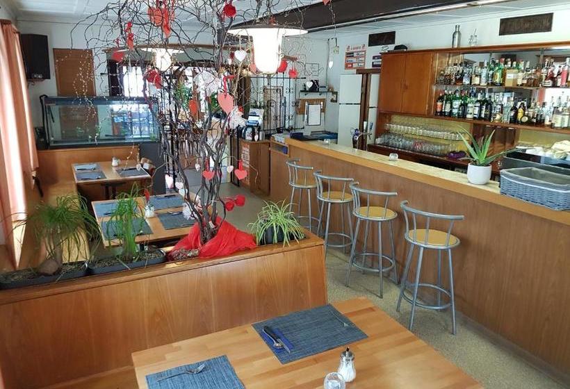 酒店 De La Gare, Vendlincourt