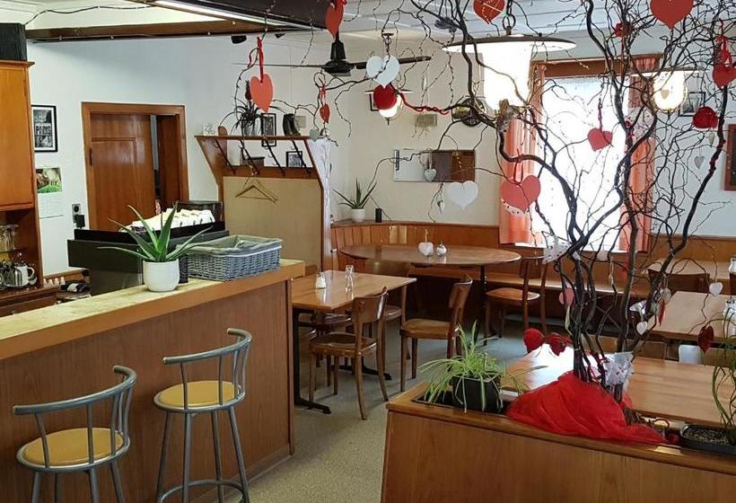 酒店 De La Gare, Vendlincourt