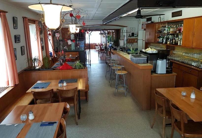 酒店 De La Gare, Vendlincourt