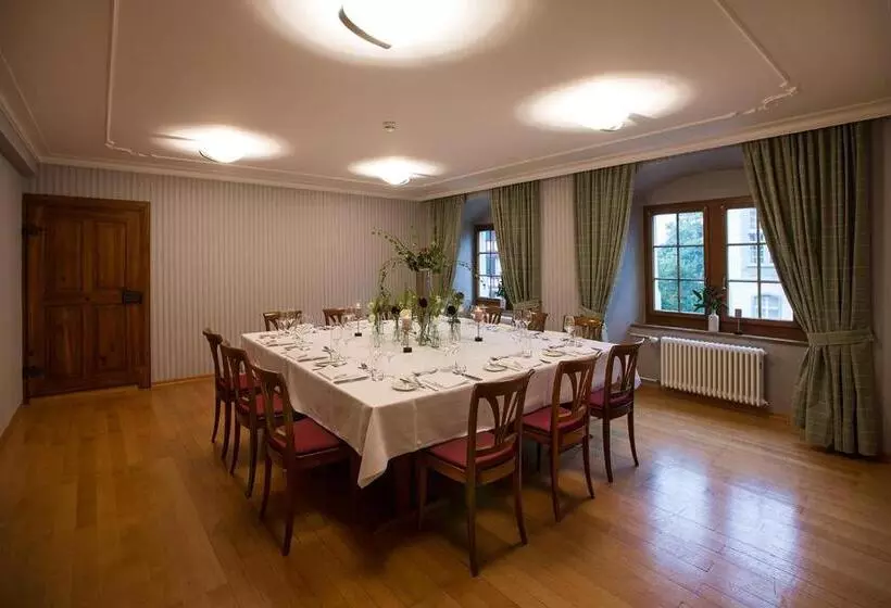 ホテル Gasthaus Zum Trauben