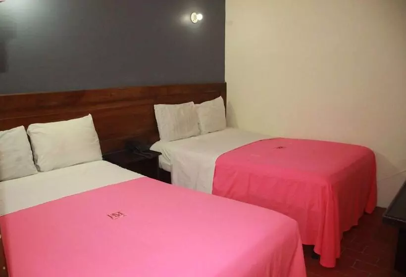 Hotel María Ines