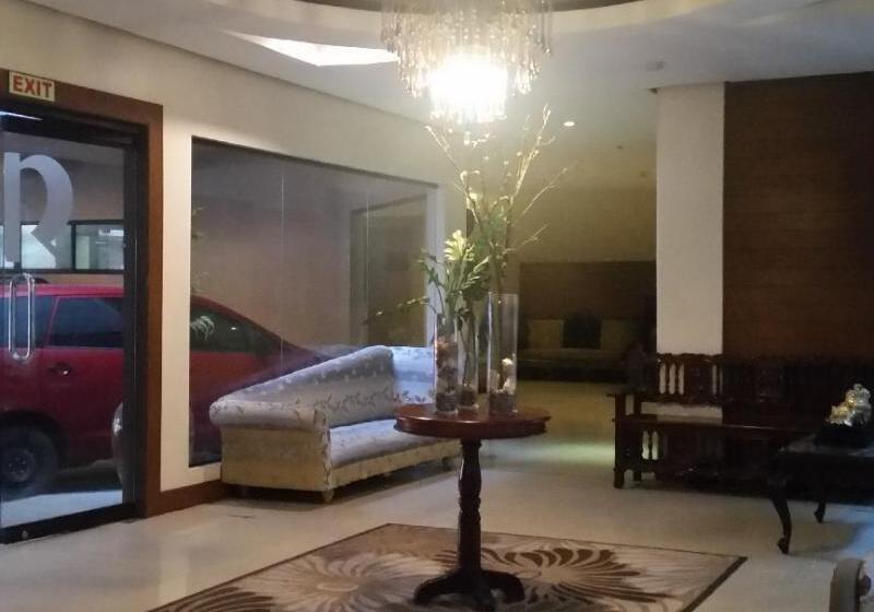 Hotel Rich Manor Pension House