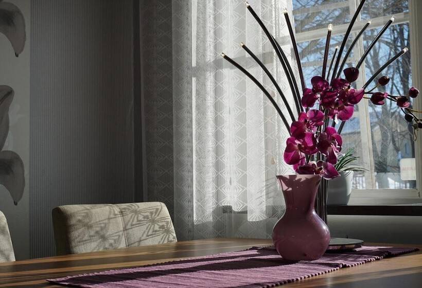 ホテル Rum För Resande