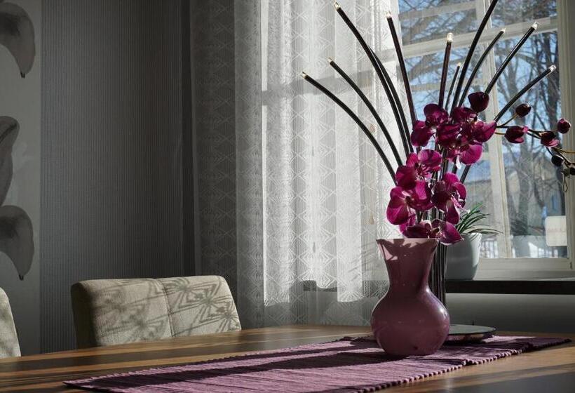 ホテル Rum För Resande