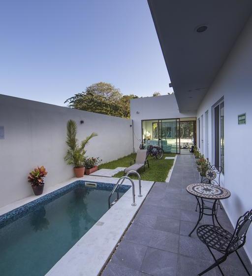 Suite 24 Boutique By Xperience S