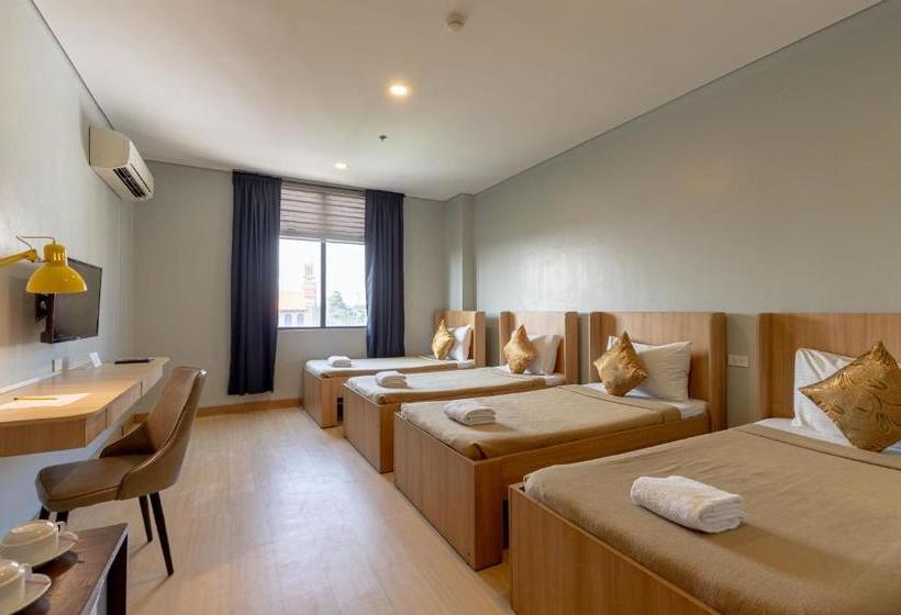 בית מלון כפרי Zen Rooms Madison 101 Qc