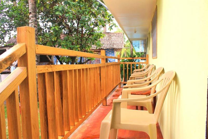 Giswold Lagunde Beach Resort