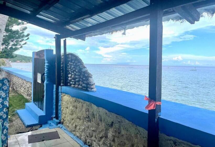 Giswold Lagunde Beach Resort