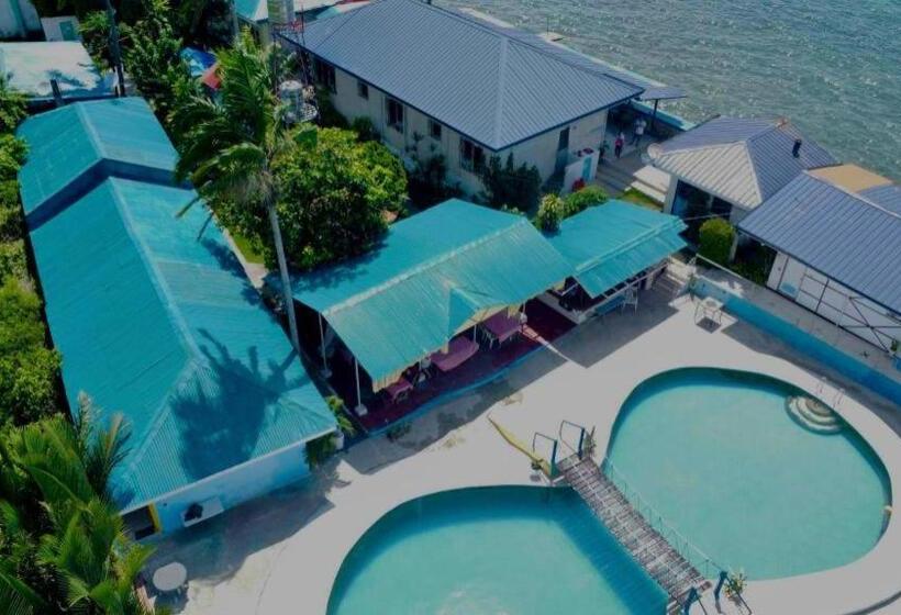 Giswold Lagunde Beach Resort