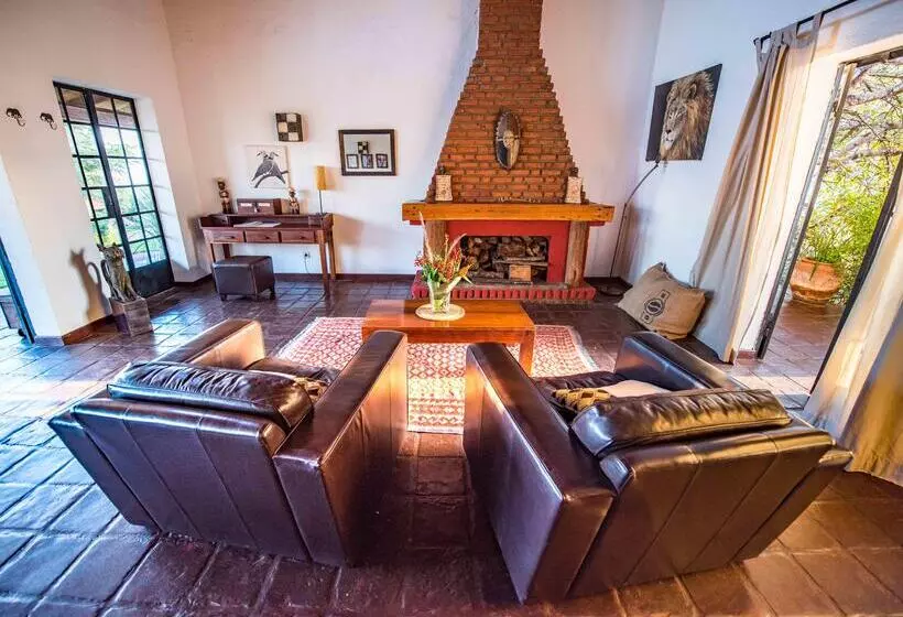 田舎風ホテル Bashay Rift Lodge