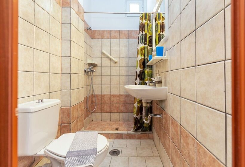 Riviera Seaside Hotel By Estia