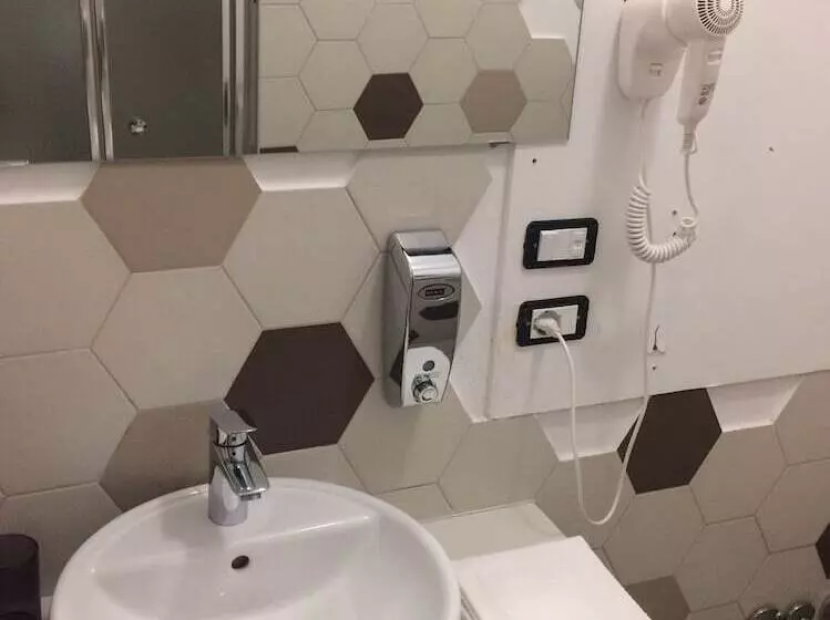 تختخواب و صبحانه Apeiron